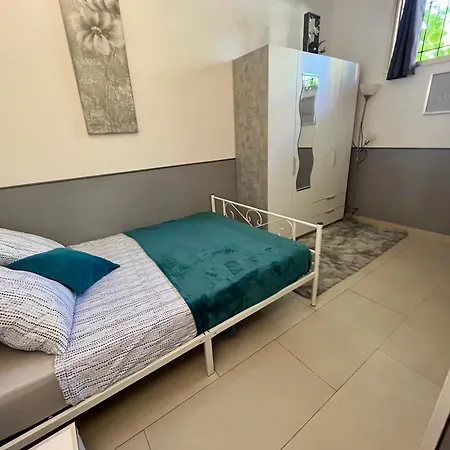 Duplex Les Pins Proche Apartamento