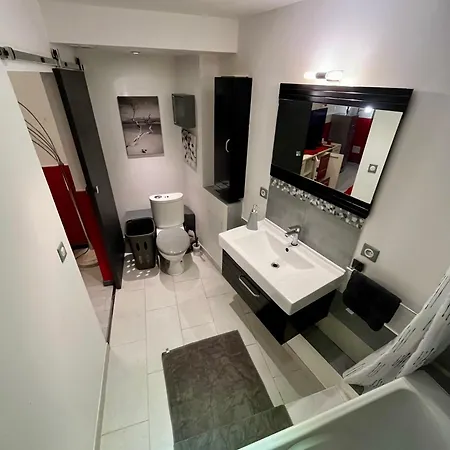 Appartement Duplex Les Pins Proche Juan-les-Pins